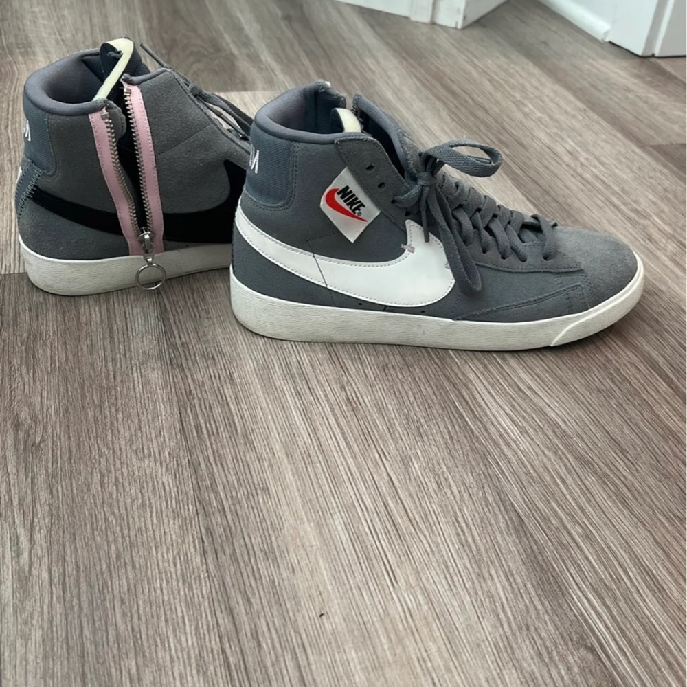 Womens Nike mid blazers